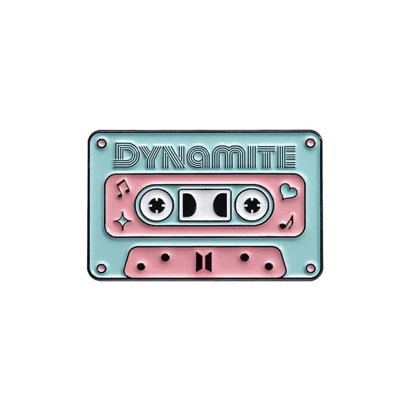 80s & 90s Retro Cassette Tape Enamel Pin — Nostalgic Radio & CD Brooch Lapel Badge Gift for Music Lovers