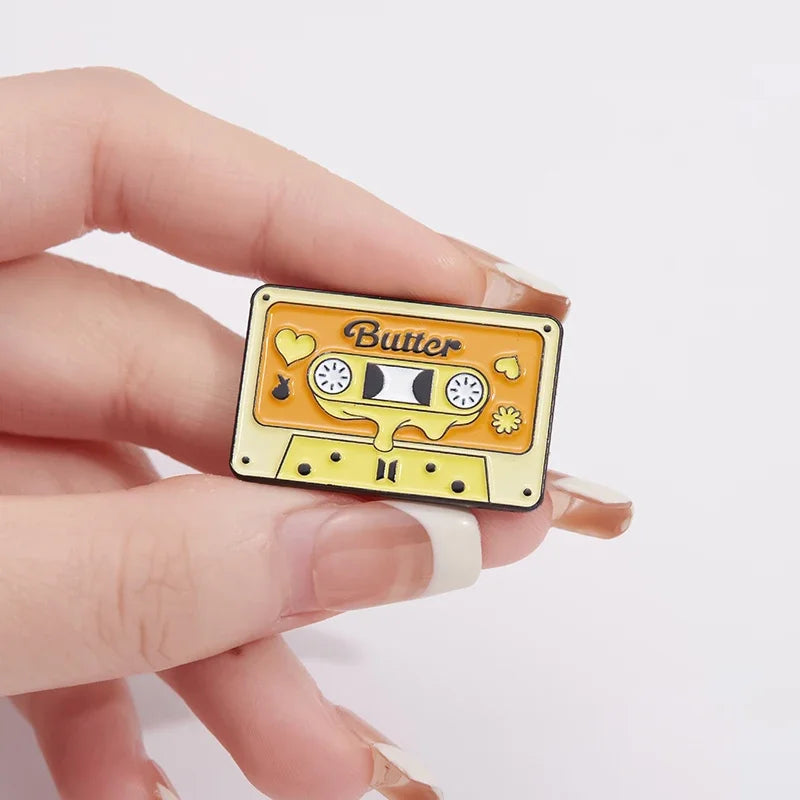 K-Pop Retro Music Tape Enamel Pin Brooch — Lapel Badge & Backpack Accessory for Music Lovers & K-Pop Fans
